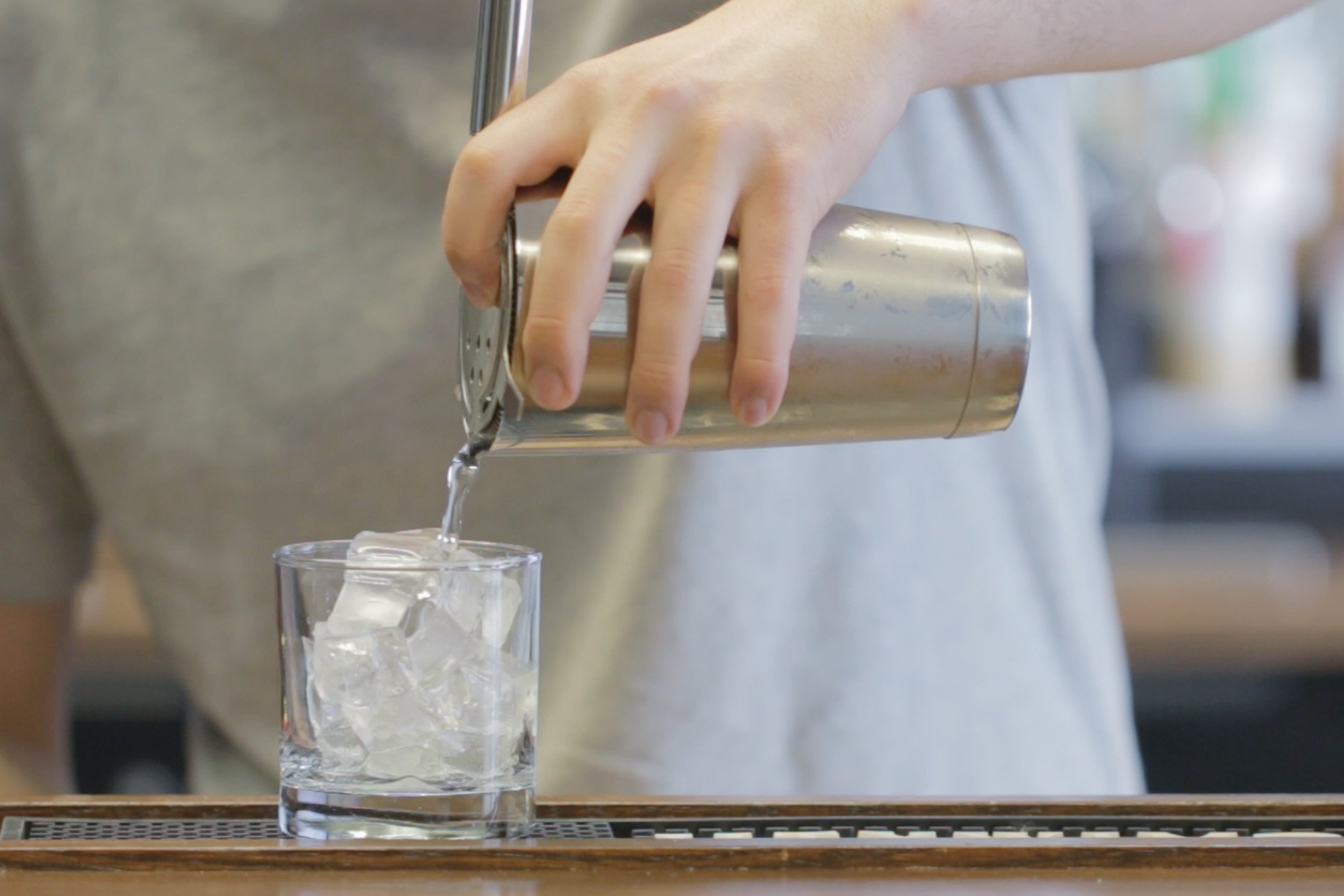 How to Use a Cocktail Shaker to Craft the Perfect Drinks
