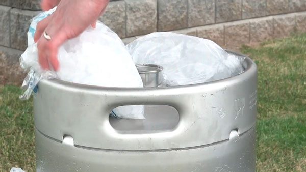 how to chill a keg