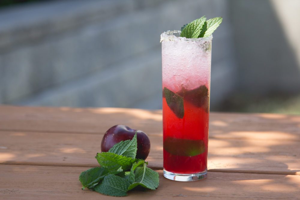 Plum Infused Rum Mojito